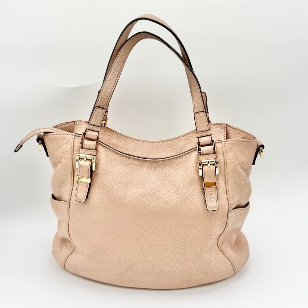 MICHAEL MICHAEL KORS Leather Shoulder Bag, EUC - Picture 5 of 11